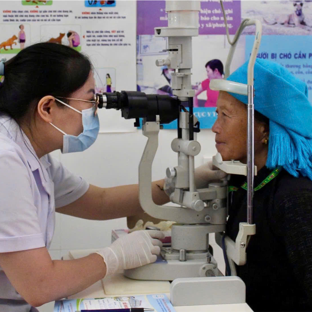 Khám Bệnh, Tư Vấn Sức Khoẻ Và Cấp Phát Thuốc Miễn Phí Cho Người Dân Tại Xã Sơn Vĩ
